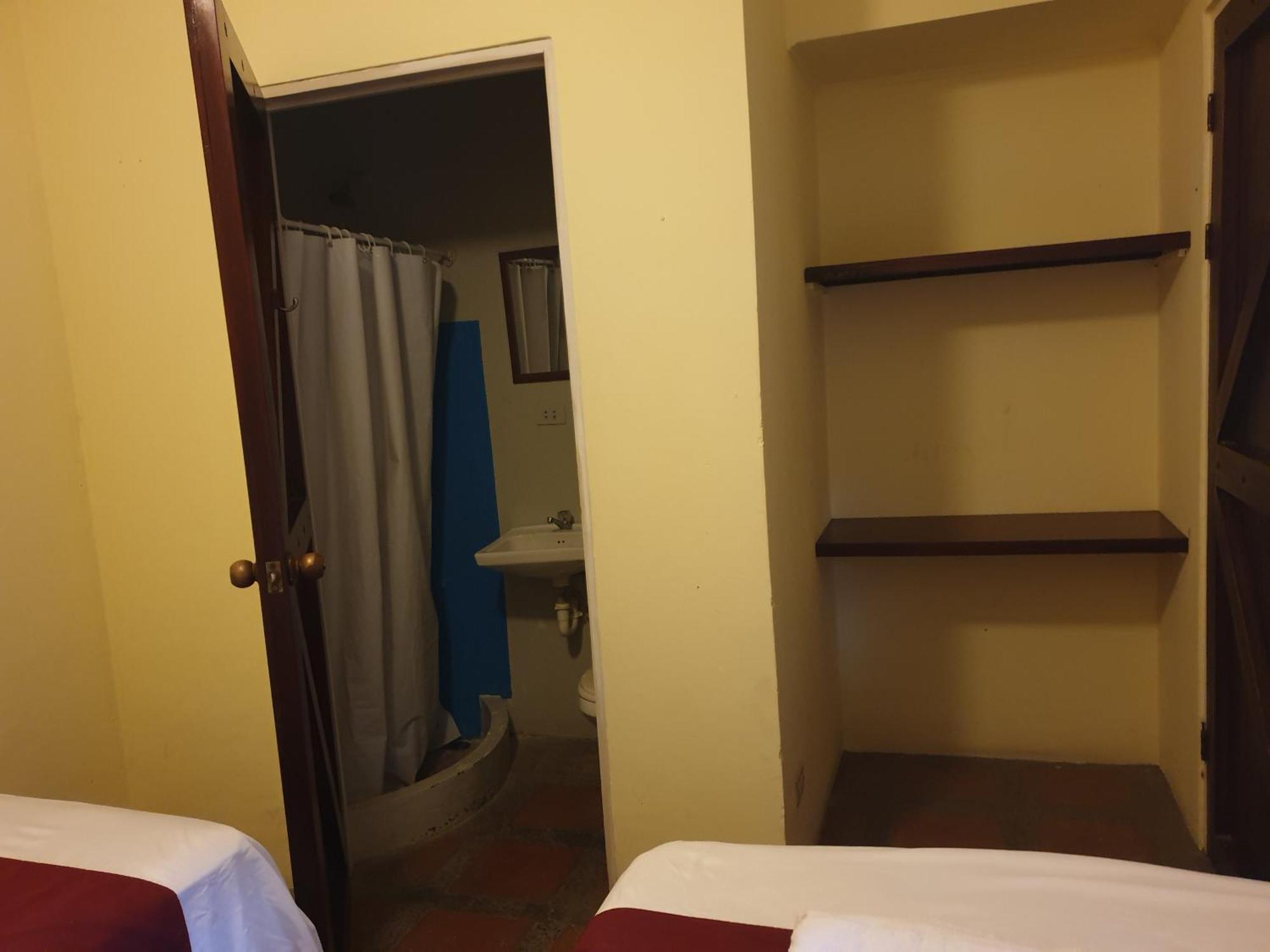 Hotel Либерия Екстериор снимка